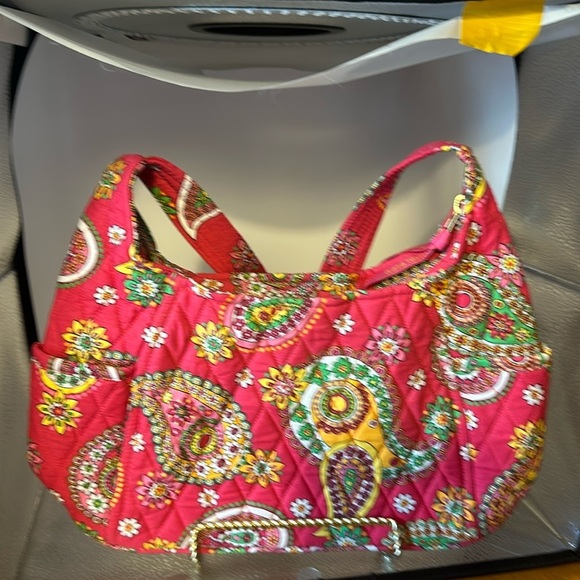 Bella Taylor, beautiful quilted shoulder bag. There’s a pocket on each side NWT. - Picture 1 of 4